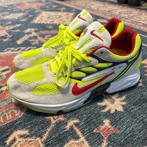 Nike Air Ghost Racer